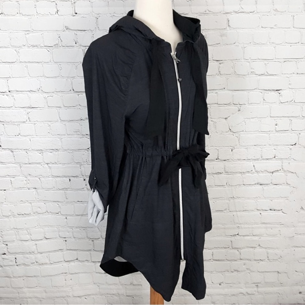 Lululemon Vitality Jacket - Picture 5 of 9